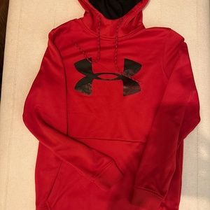 Under Armor sweatshirt